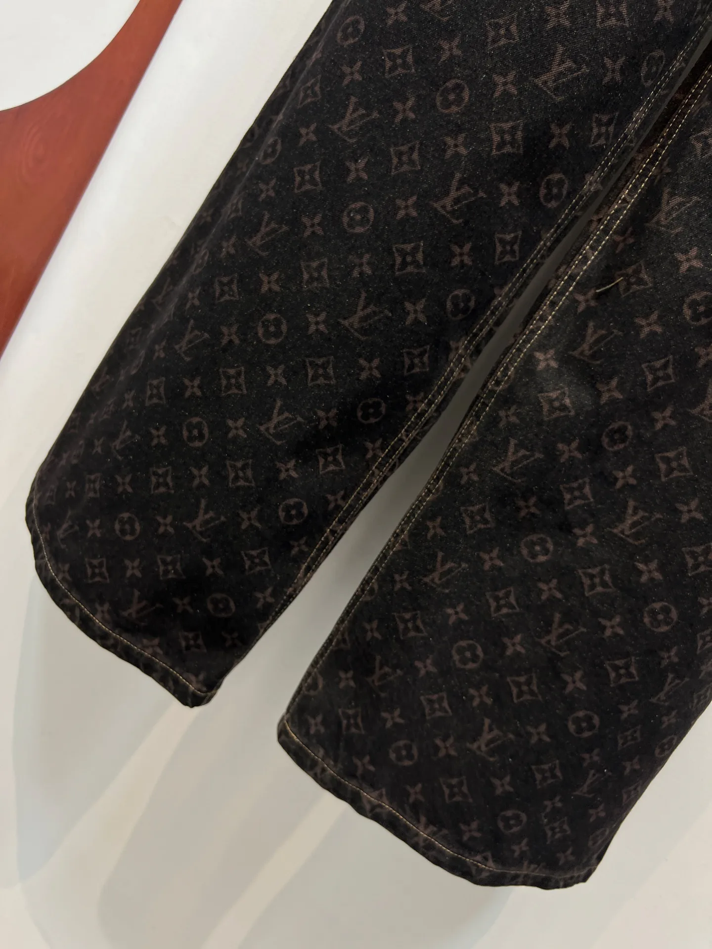 Джинсы Женские Louis Vuitton 19222839