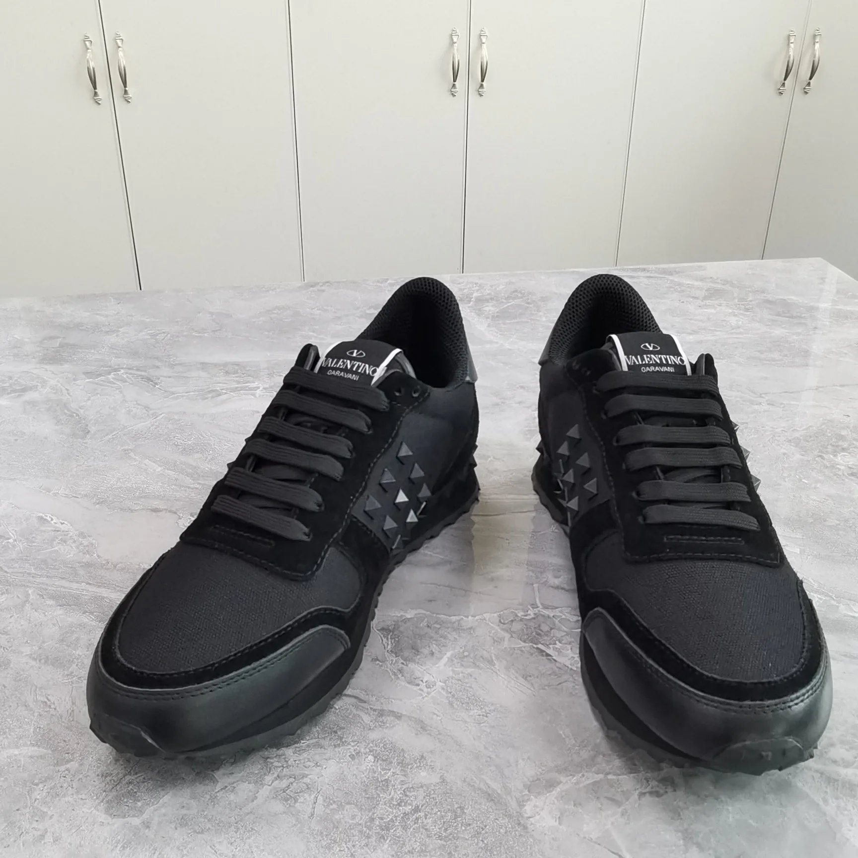 Кроссовки Женские Valentino 10736428