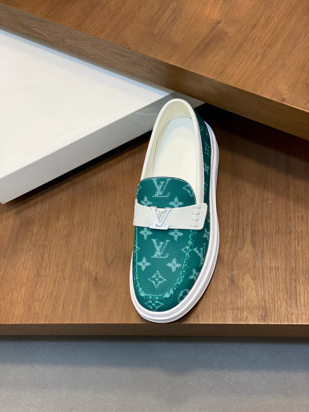 Кроссовки Мужские Louis Vuitton 11891569