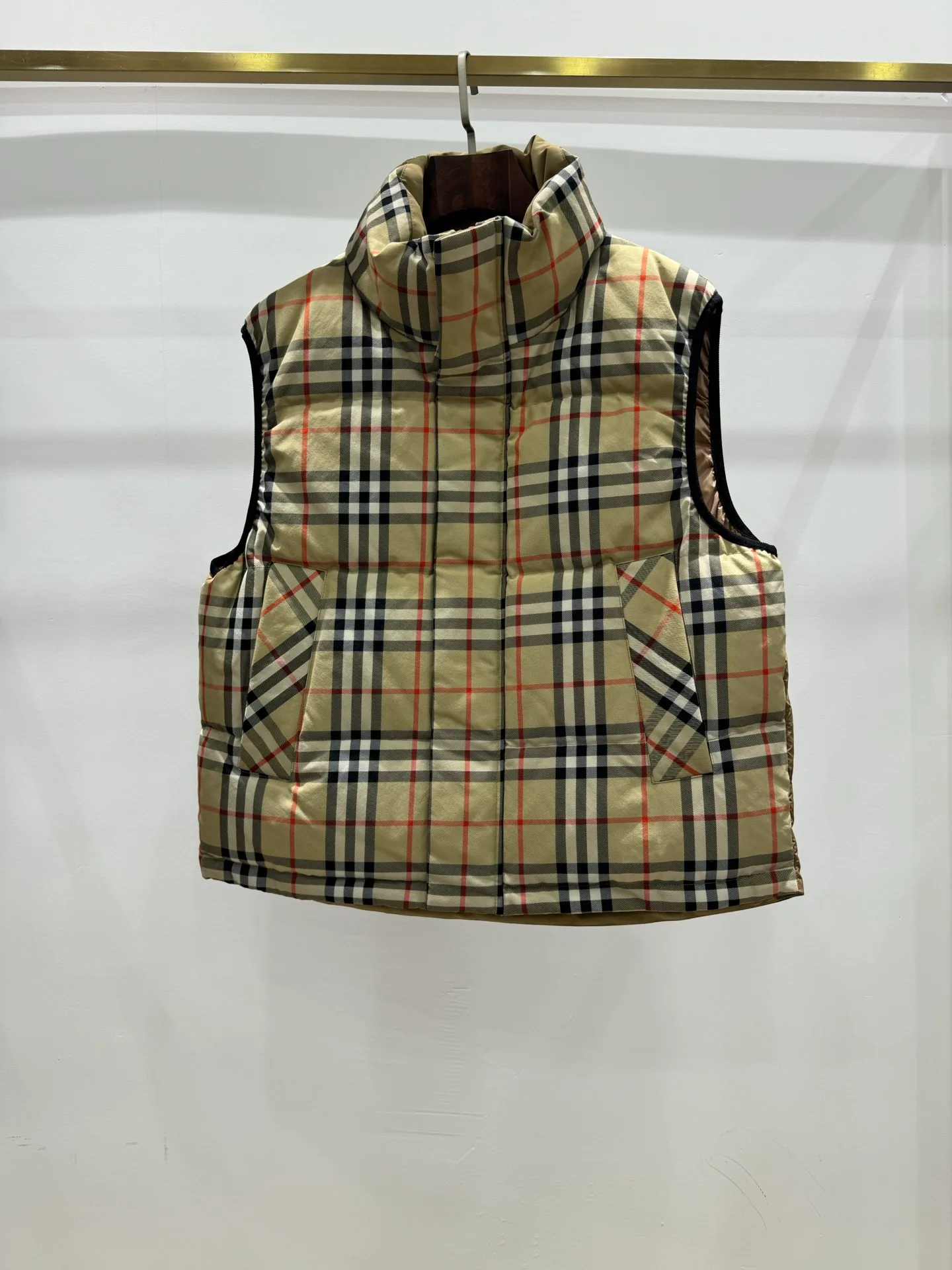 Жилеты Женские Burberry 19325559