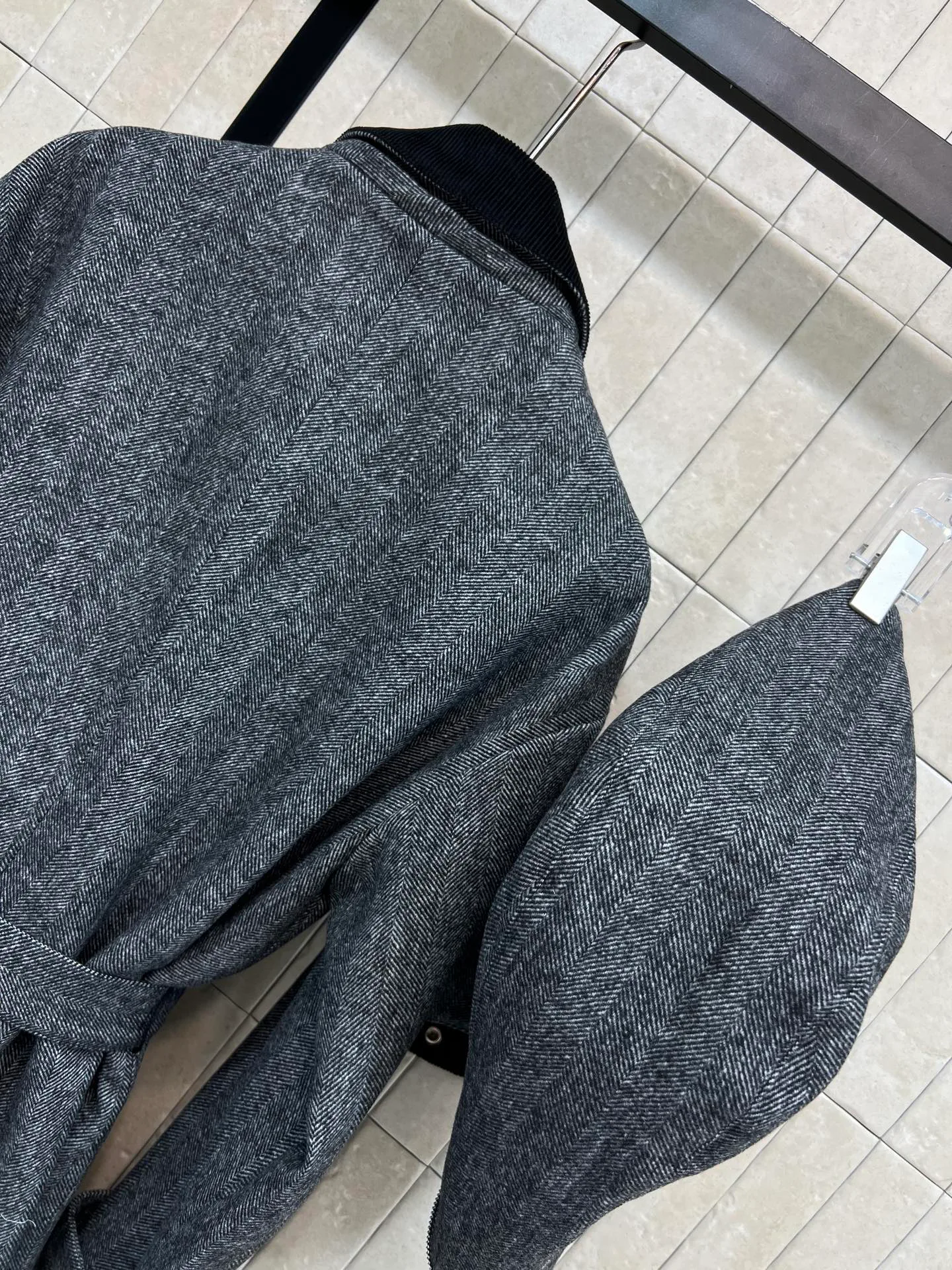 Куртки И Пуховики Женские Fendi 569820