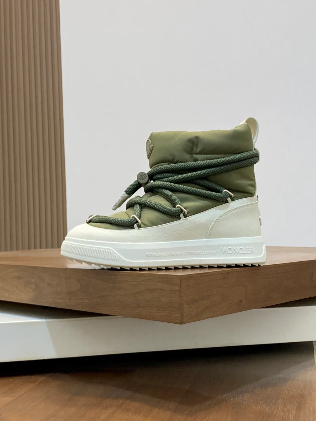 Ботинки Мужские Moncler 2194121