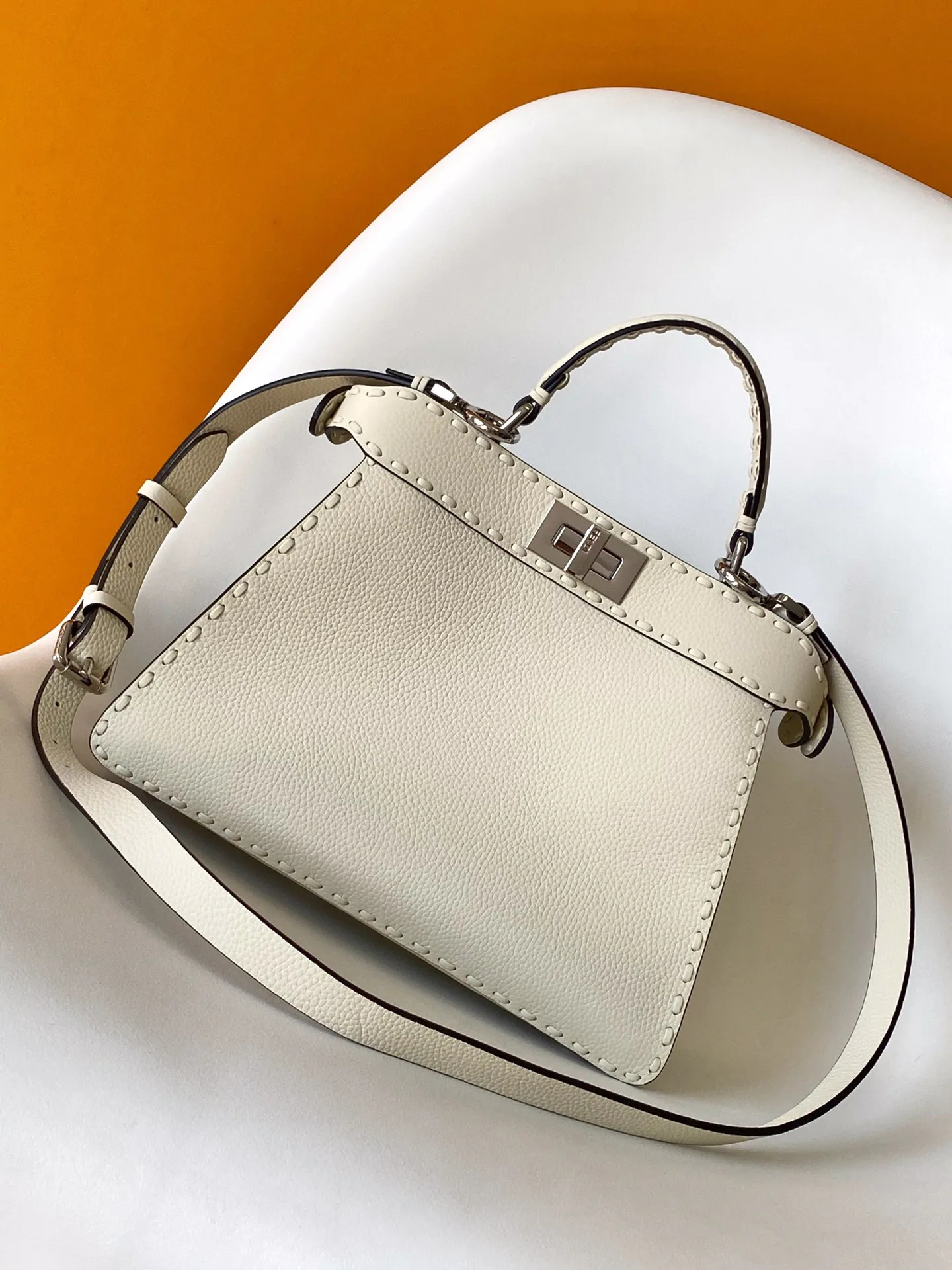 Классические Сумки Женские Fendi 11671437