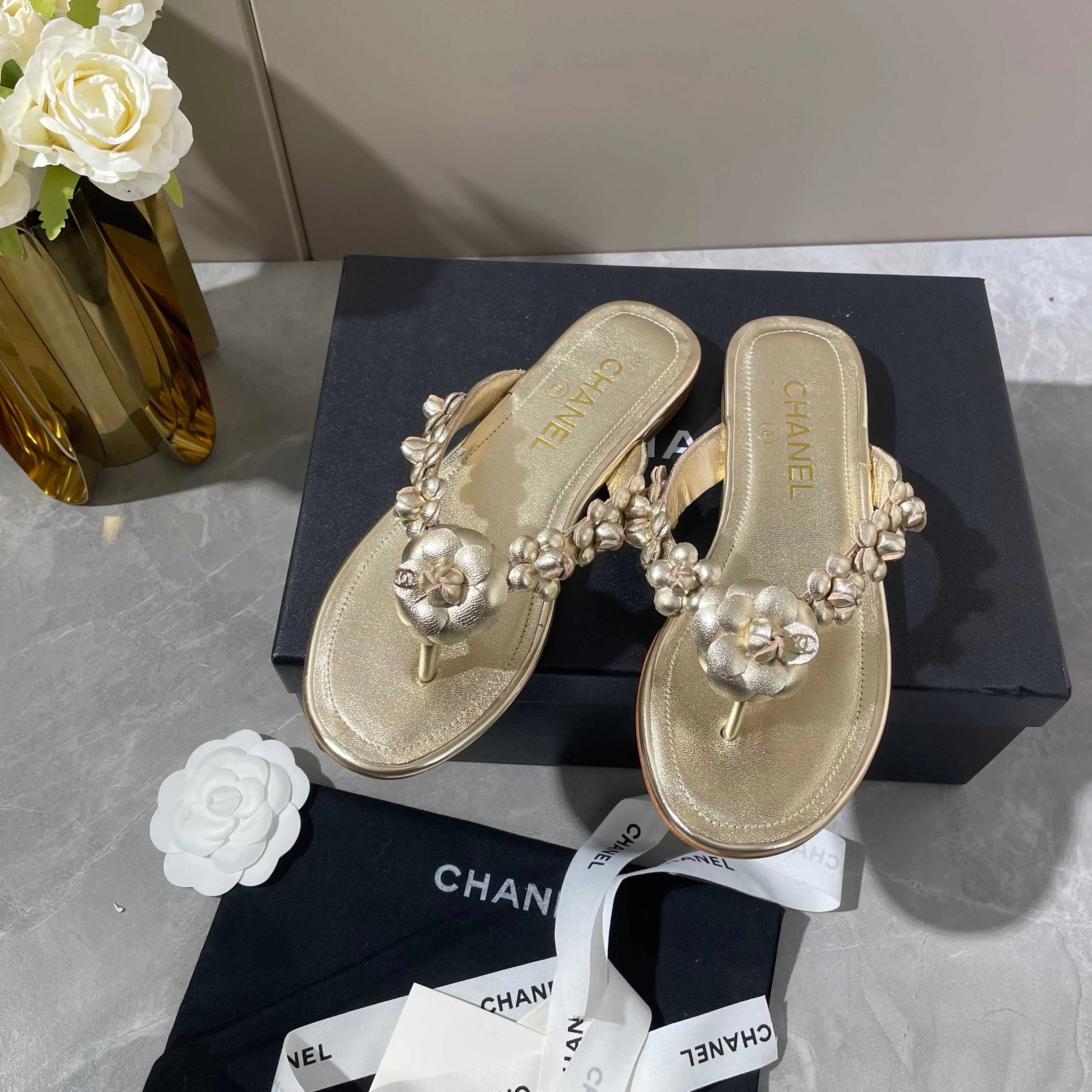 Шлепанцы Женские Chanel 17947069