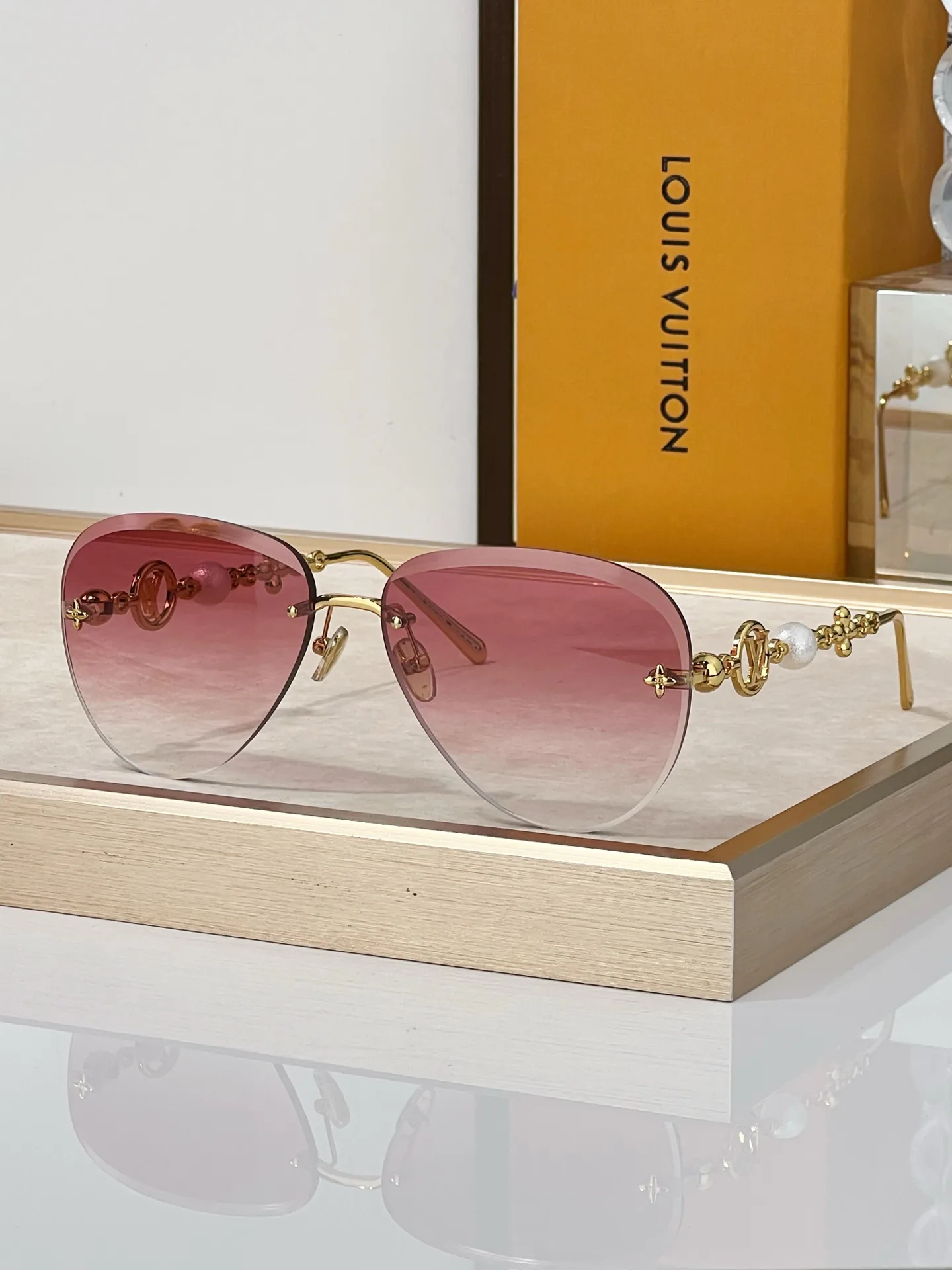 Очки Louis Vuitton 17633231