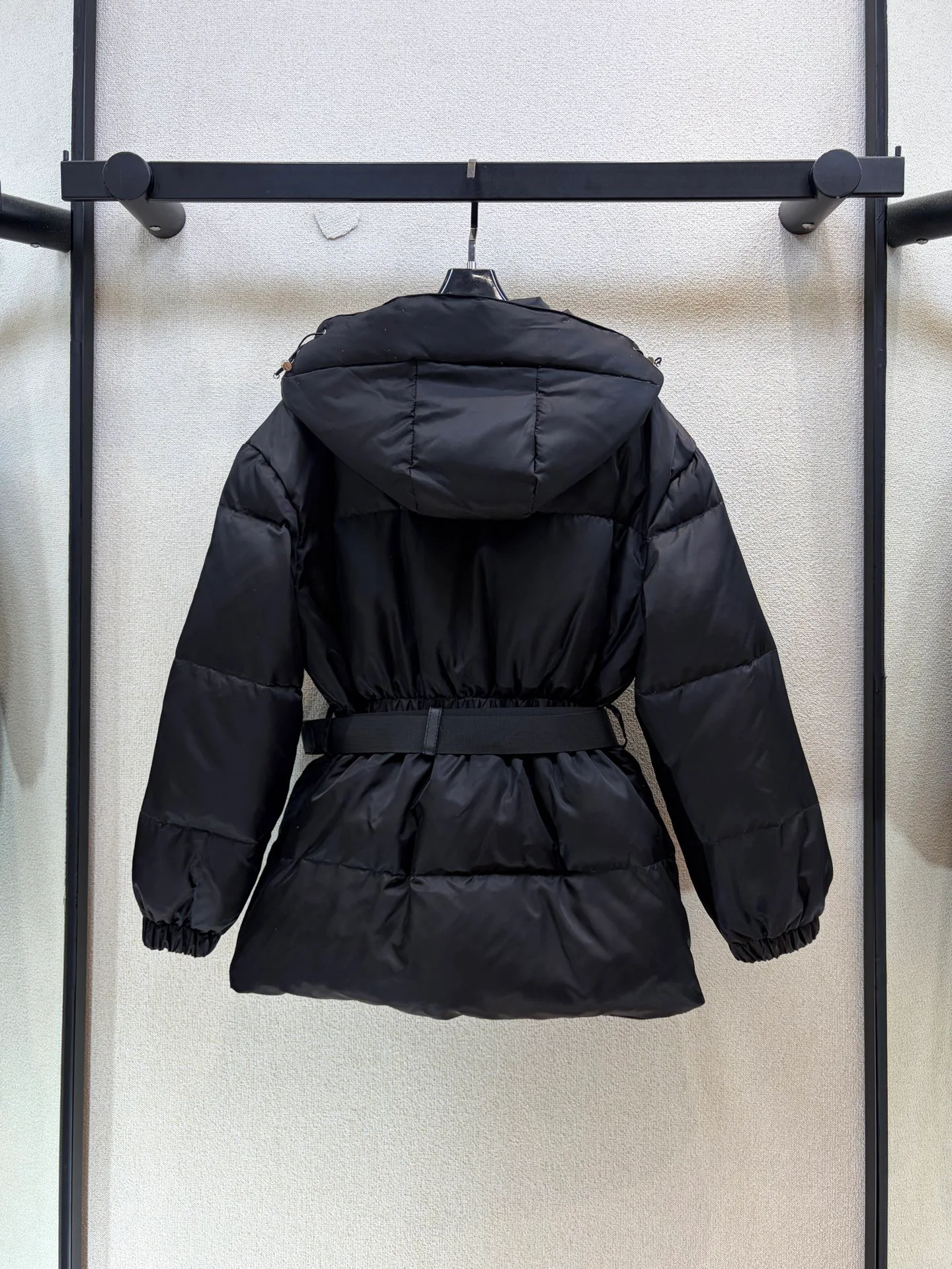 Куртки И Пуховики Женские Prada 18408052