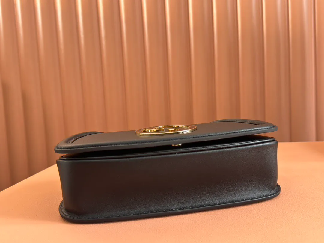 Классические Сумки Женские Gucci 11668967