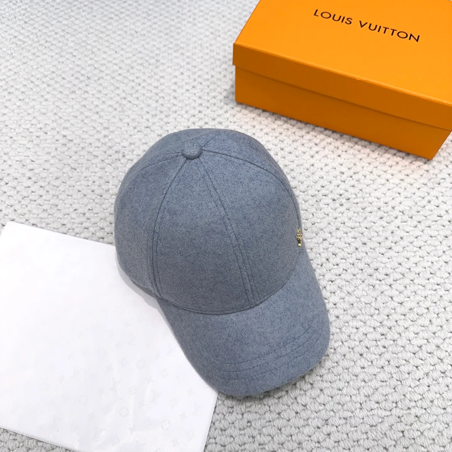 Головные Уборы Louis Vuitton 980979