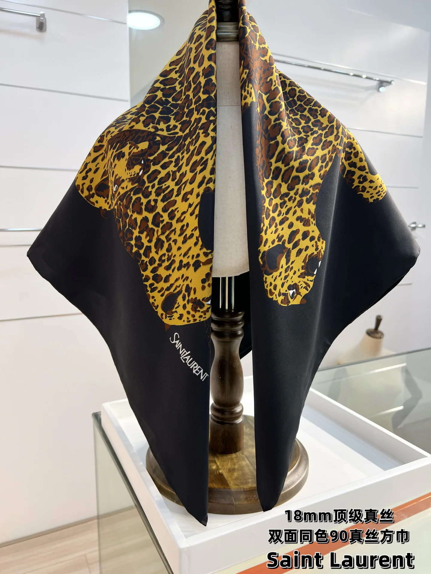 Шарфы Saint Laurent 11256581