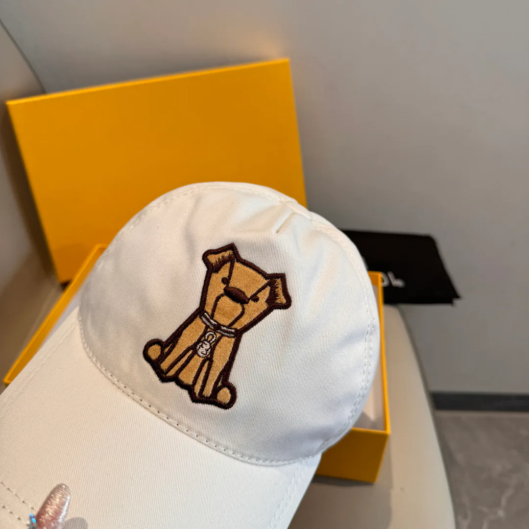 Головные Уборы Fendi 17515237