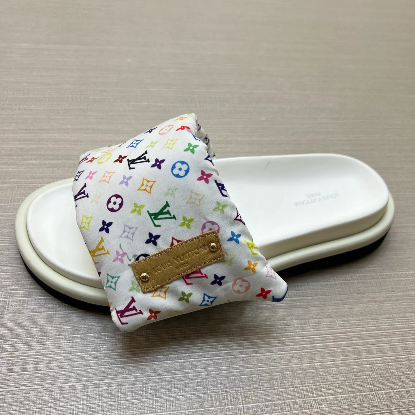 Шлепанцы Женские Louis Vuitton 9801557