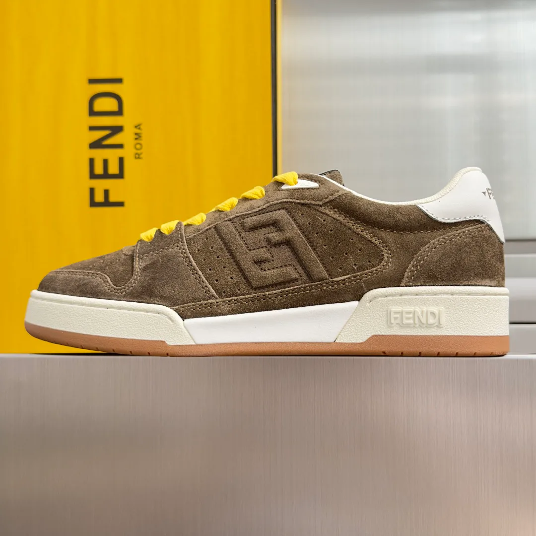 Кроссовки Женские Fendi 17729644