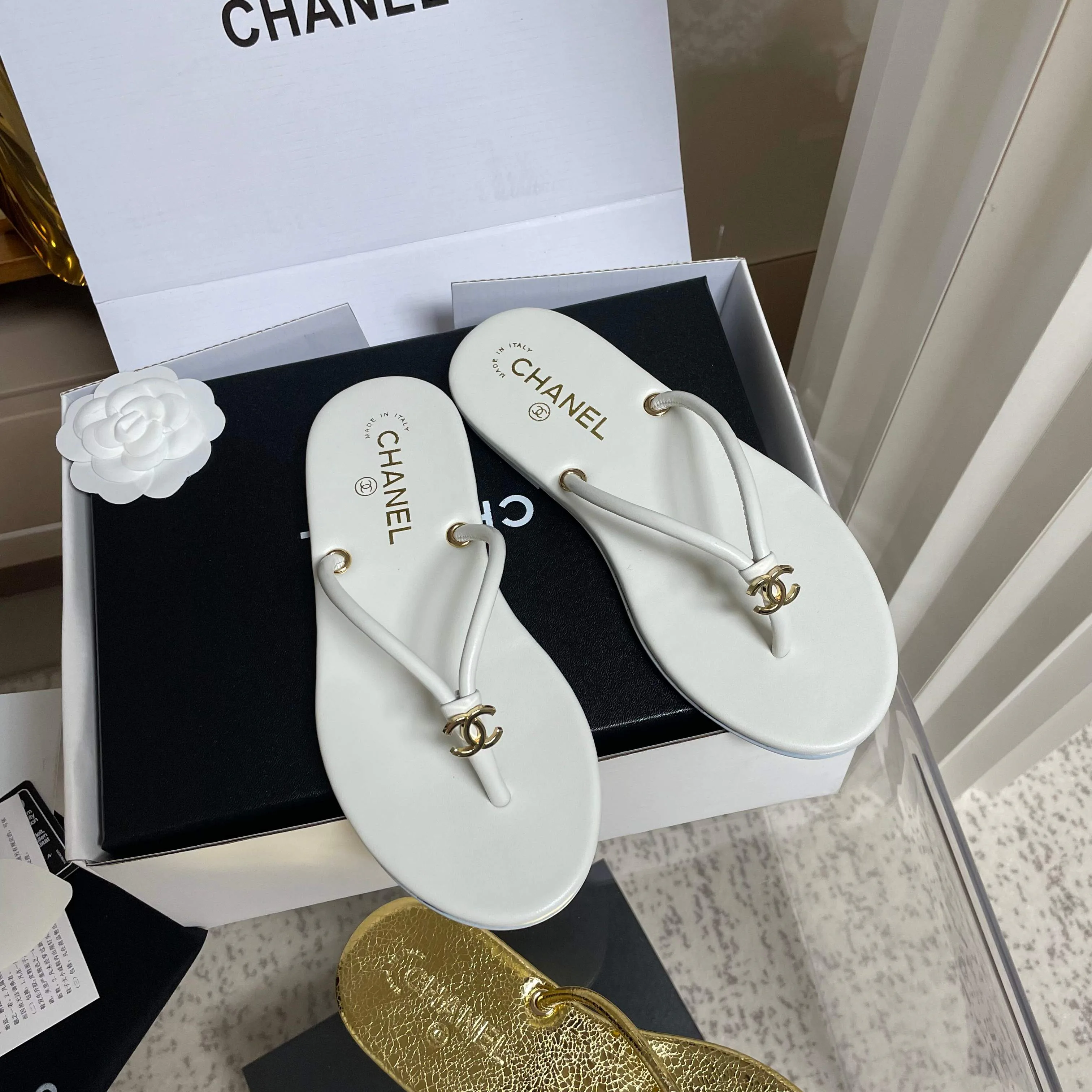 Шлепанцы Женские Chanel 11893463