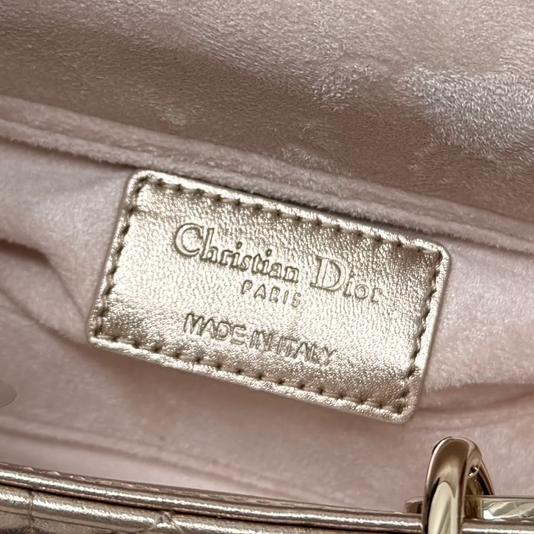 Классические Сумки Женские Christian Dior 18116367