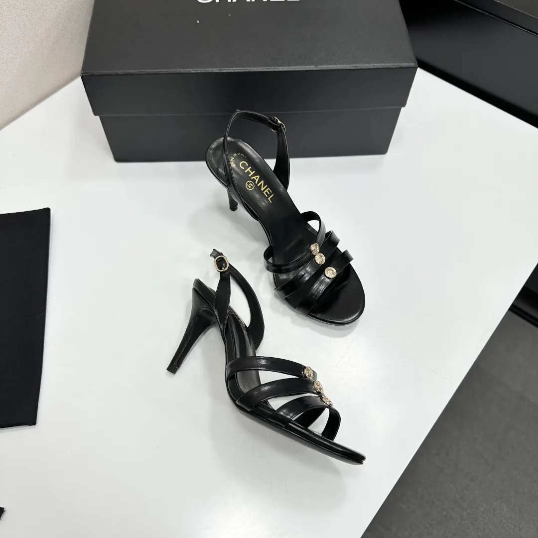 Шлепанцы Женские Chanel 11579317