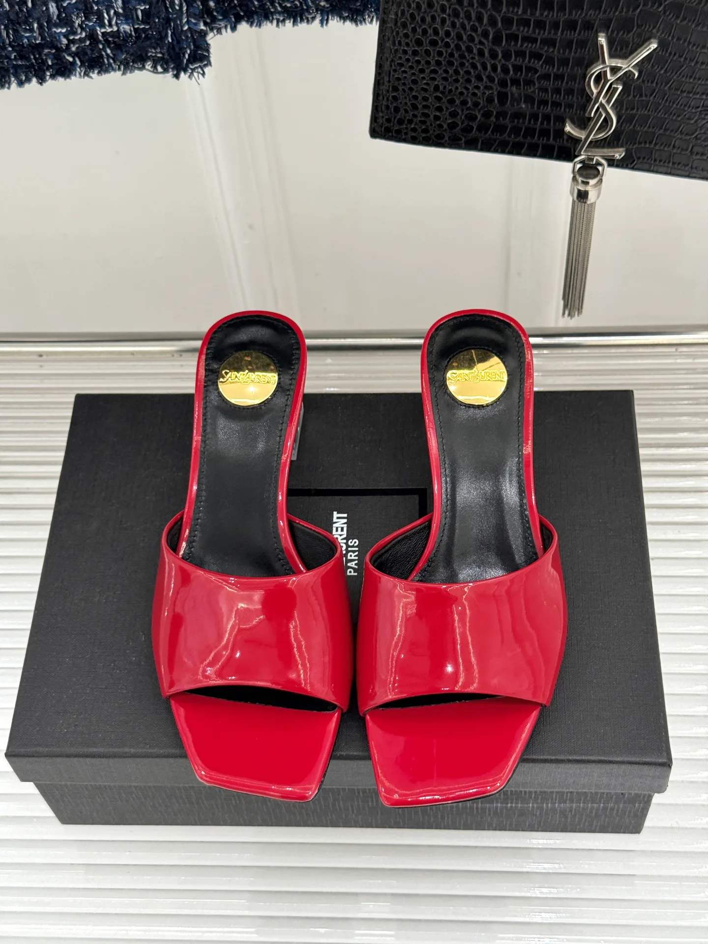 Босоножки Женские Saint Laurent 17024875