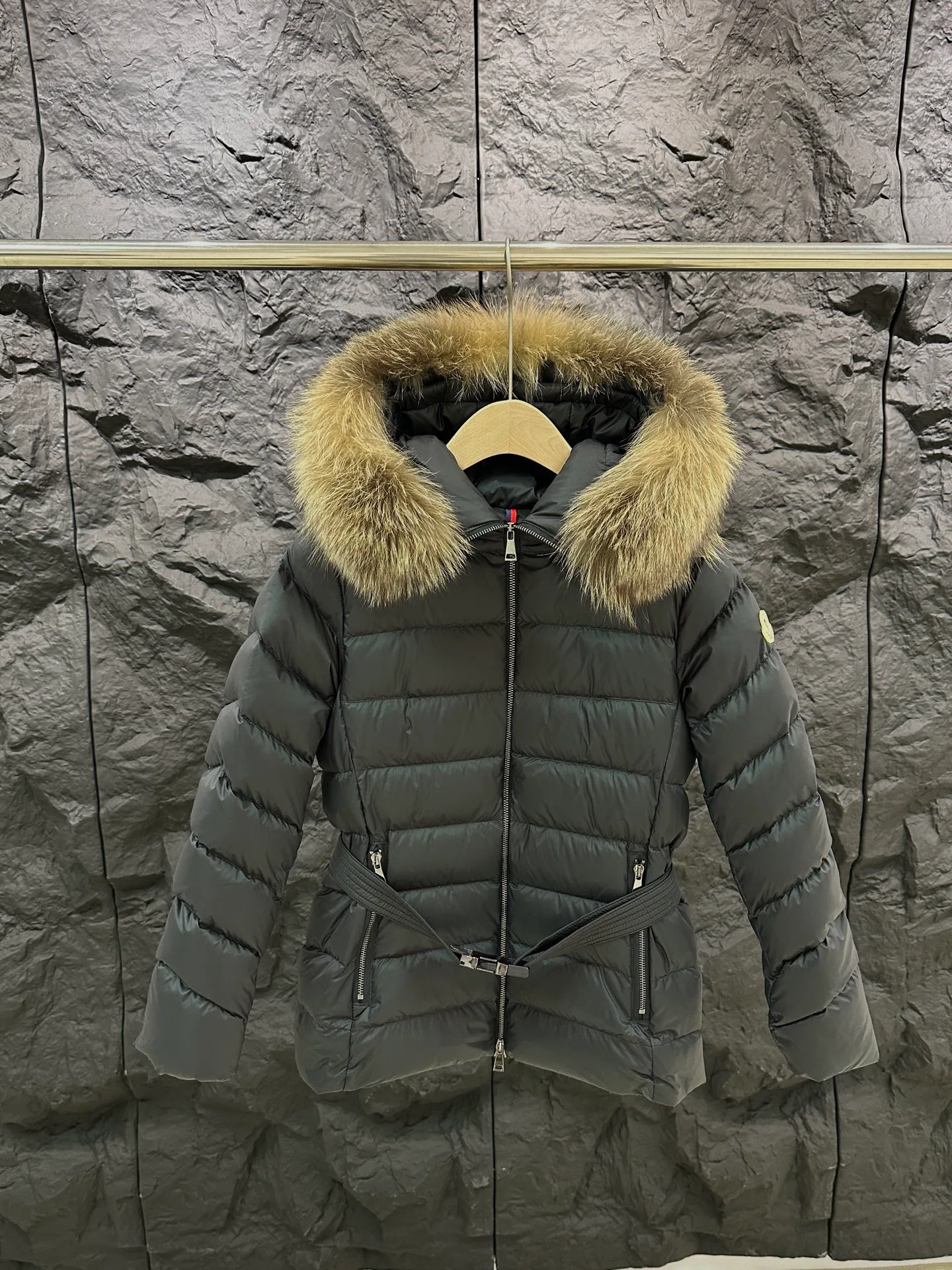 Куртки И Пуховики Женские Moncler 19636114