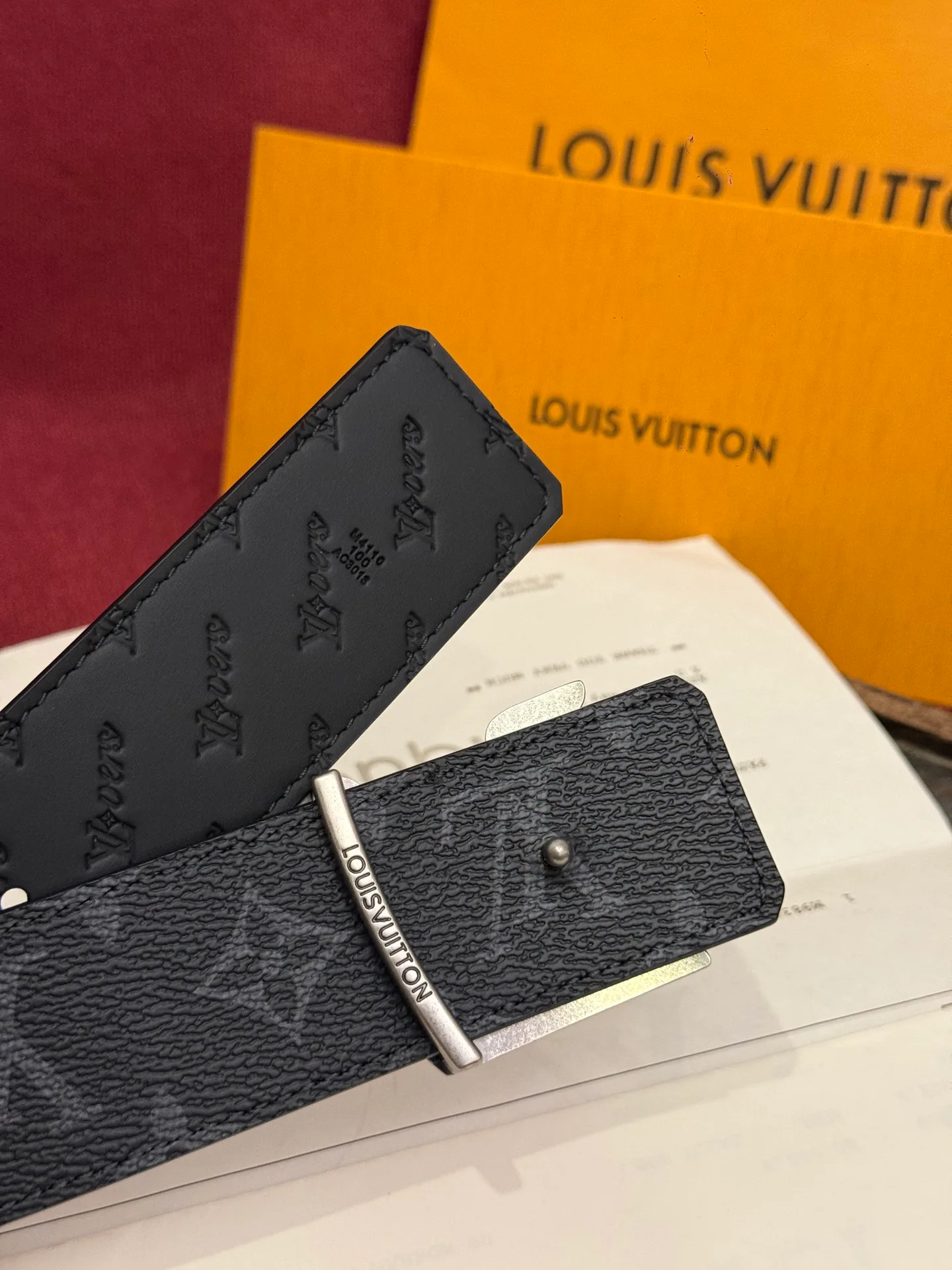 Ремни Louis Vuitton 14563659