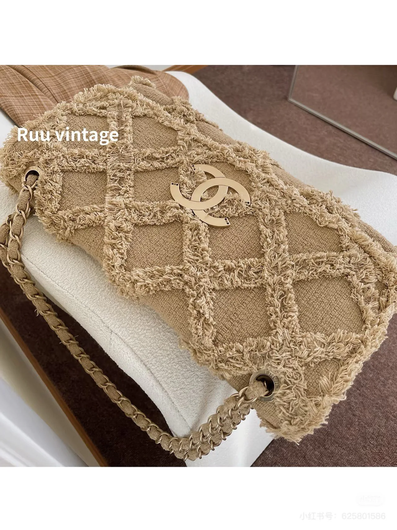 Классические Сумки Женские Chanel 17177364