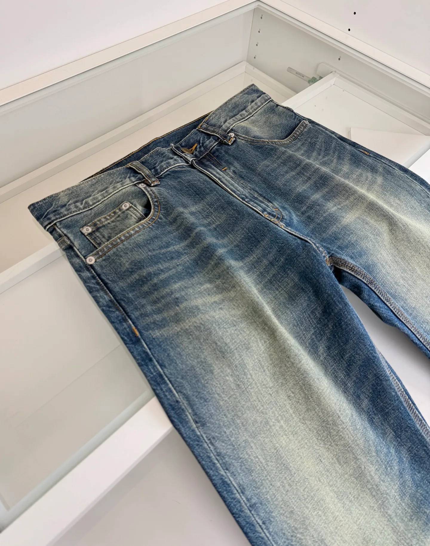Джинсы Мужские Saint Laurent 17975388