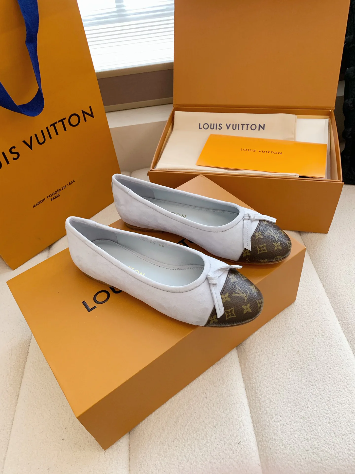 Балетки Женские Louis Vuitton 18460944