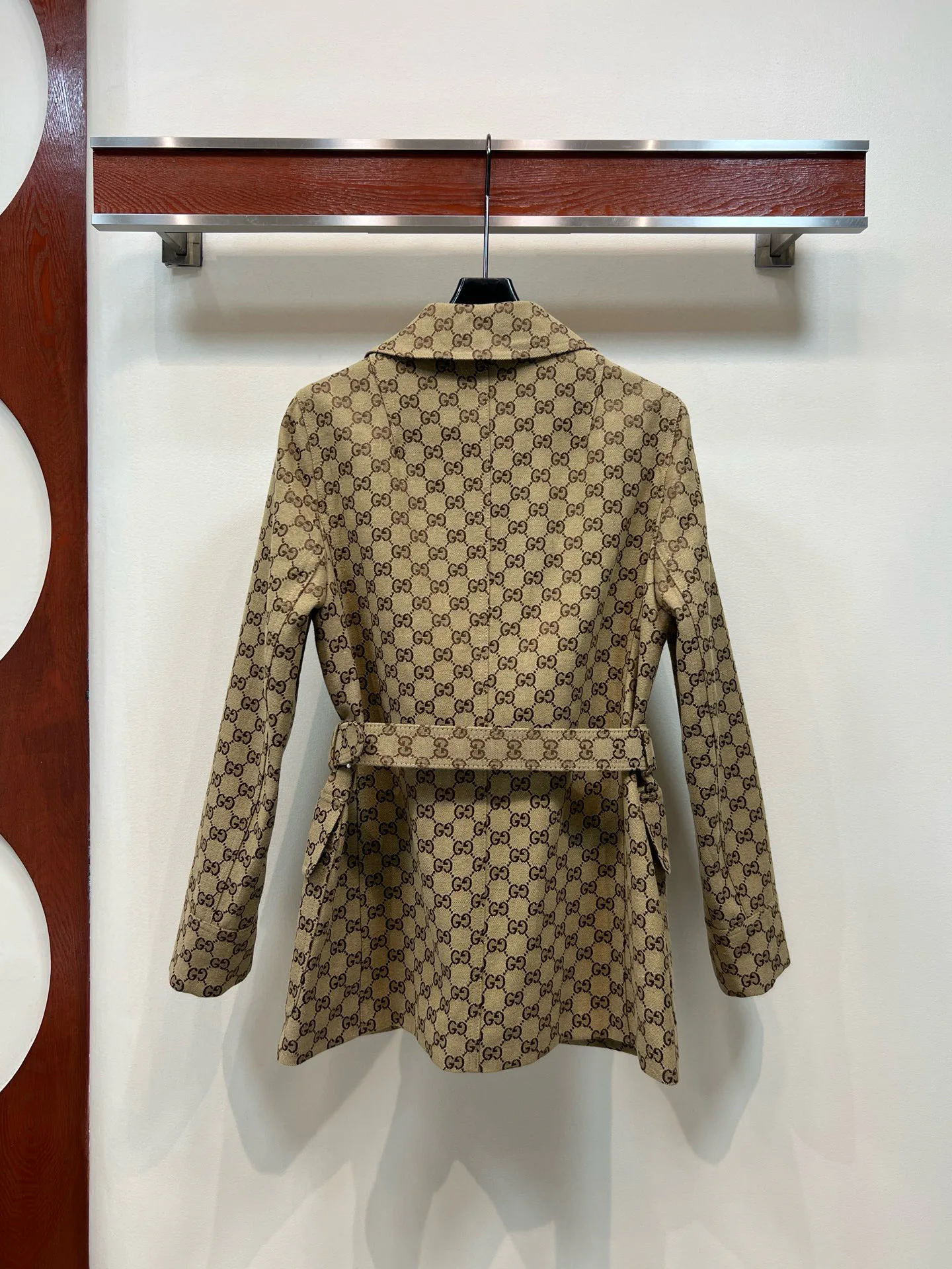 Куртки И Пуховики Женские Gucci 10465923