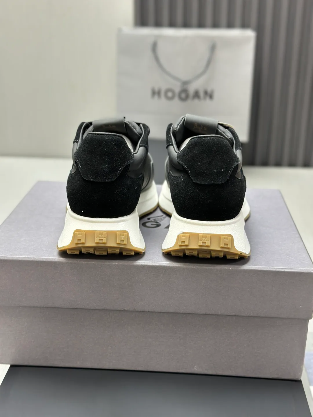 Кроссовки Мужские Hogan 429098