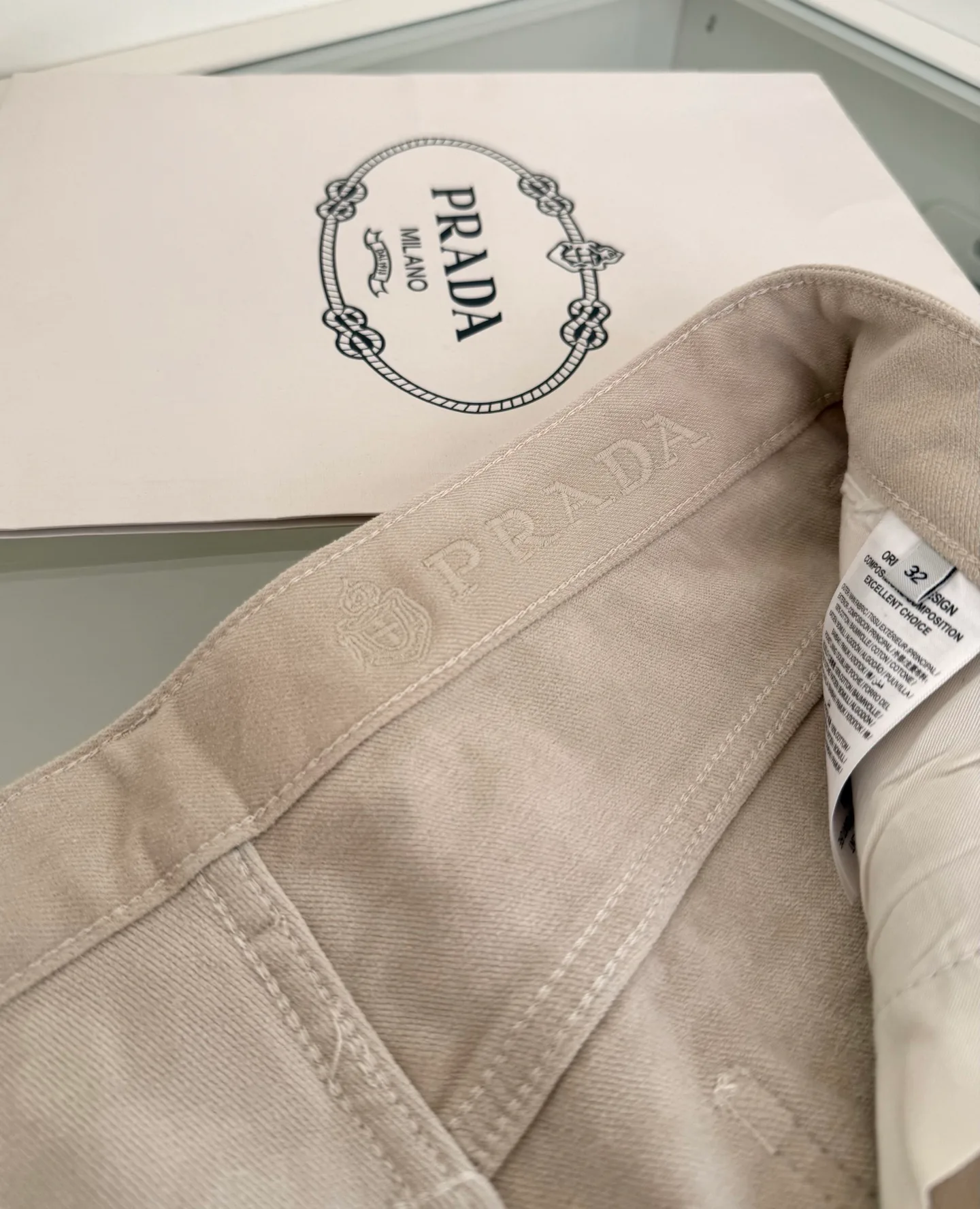 Джинсы Мужские Prada 18566989