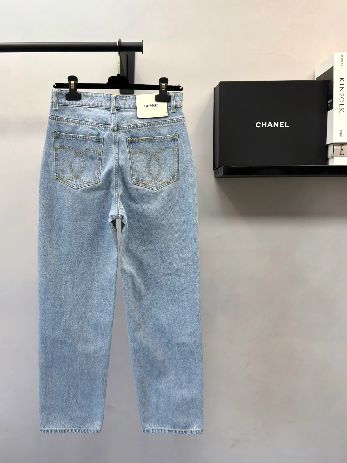 Джинсы Женские Chanel 18742293