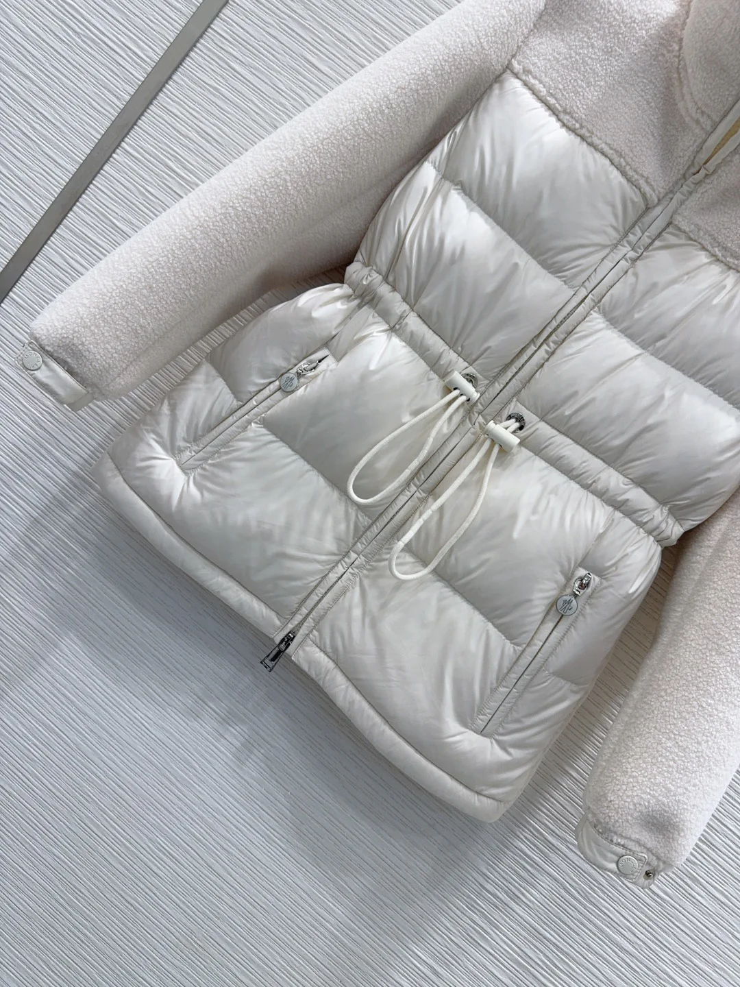 Куртки И Пуховики Женские Moncler 561765