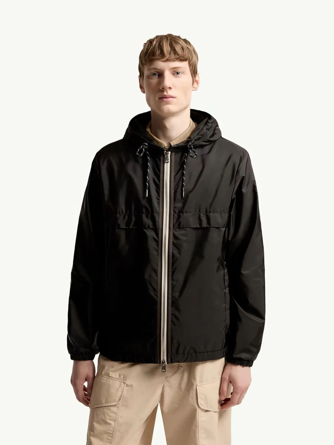 Куртки И Пуховики Женские Moncler 18002115