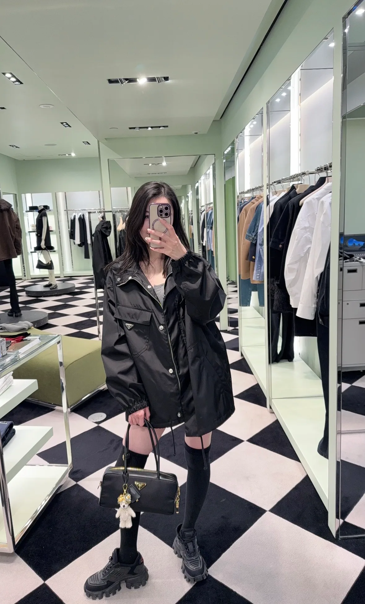Куртки И Пуховики Женские Prada 18183587
