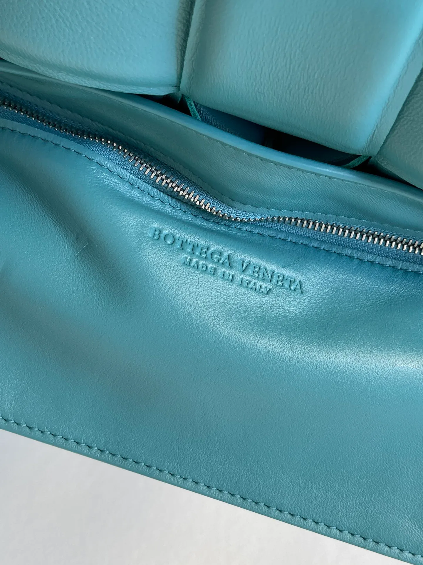 Классические Сумки Женские Bottega Veneta 17434737