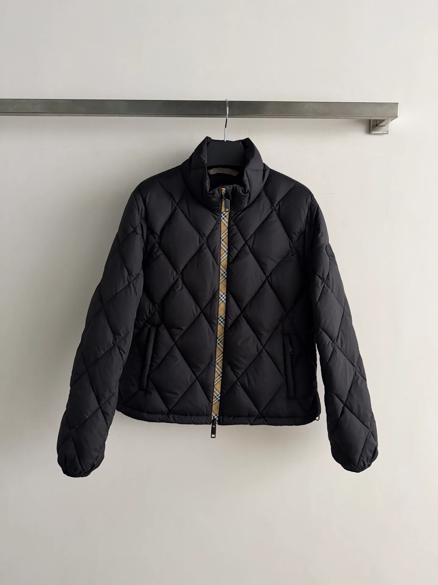 Куртки И Пуховики Женские Burberry 18379640