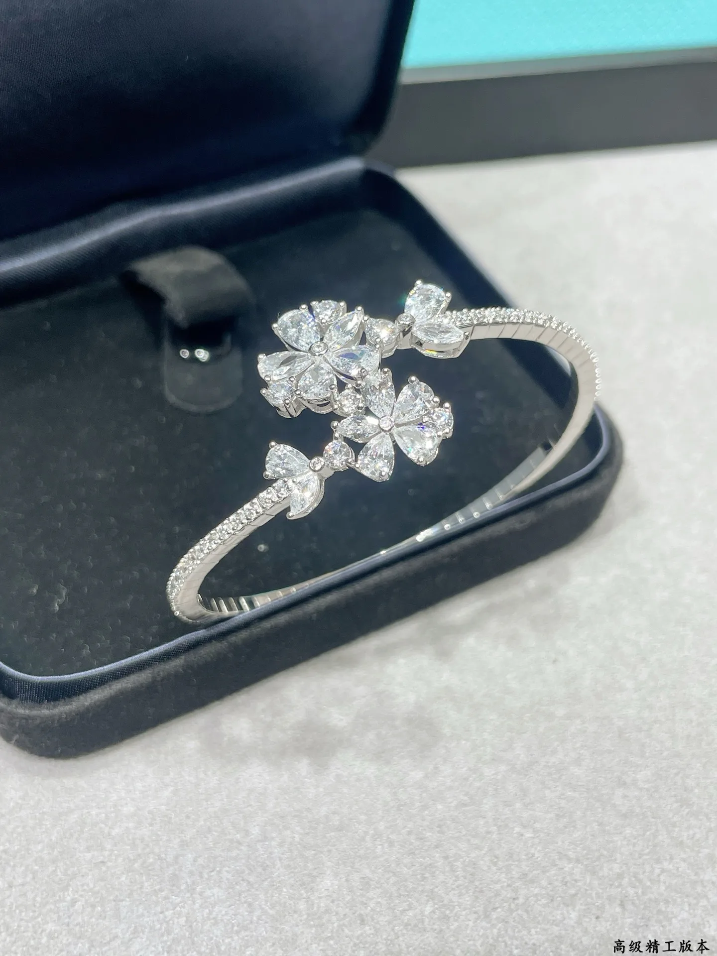 Бижутерия Graff 753488