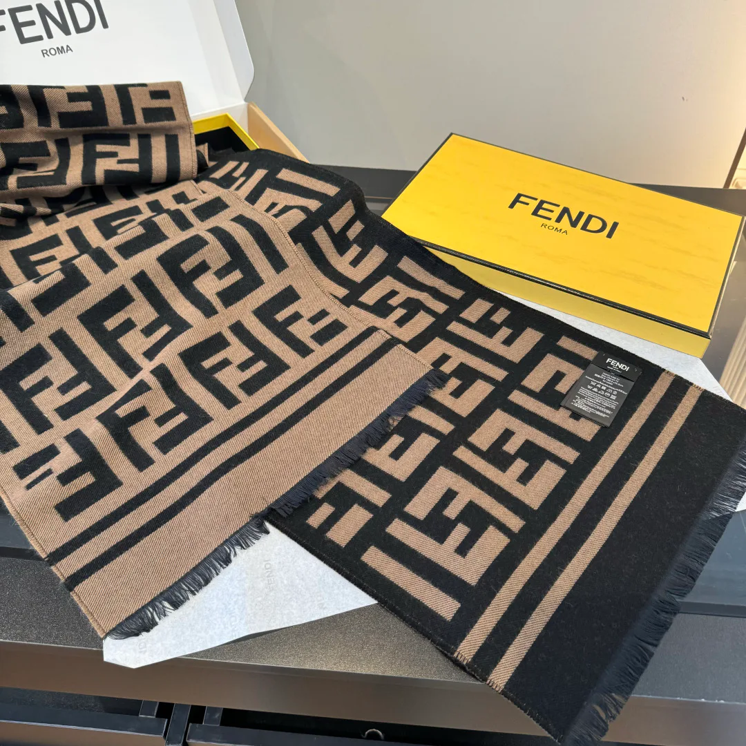 Шарфы Fendi 18275047