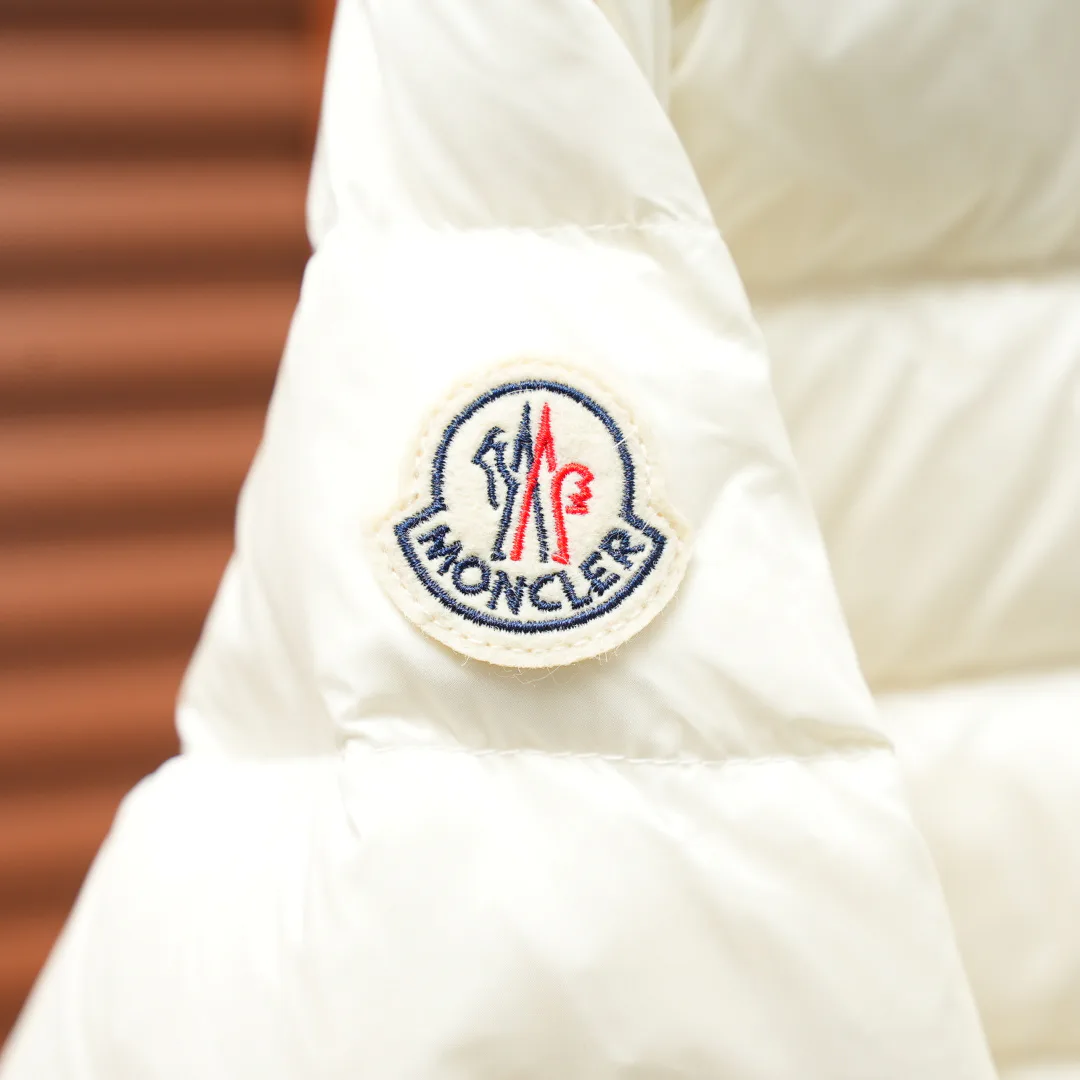 Куртки И Пуховики Женские Moncler 18455983