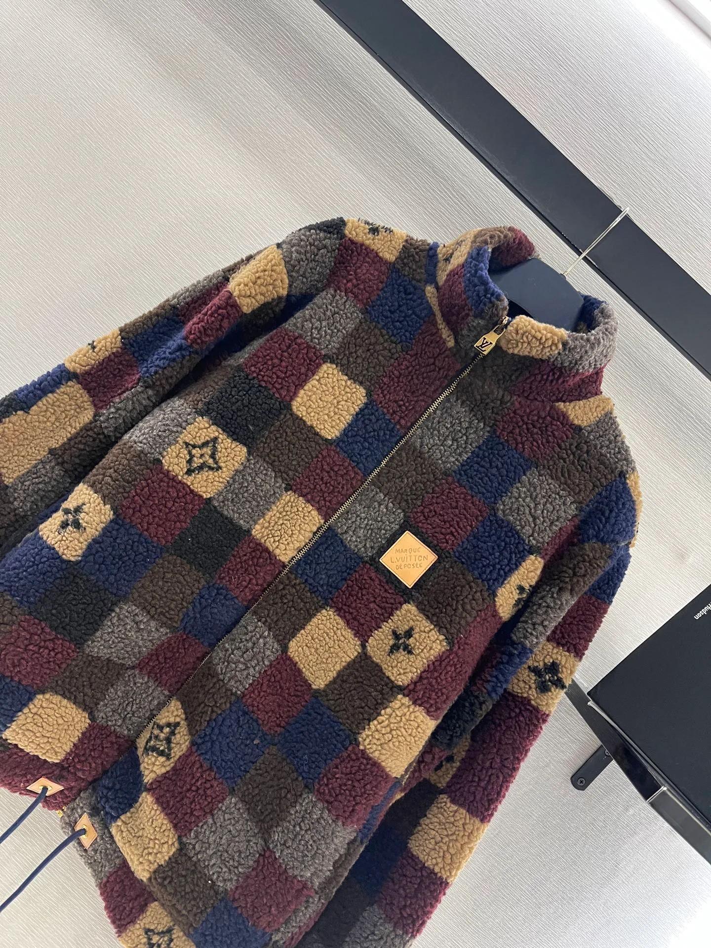 Куртки И Пуховики Женские Louis Vuitton 1137382