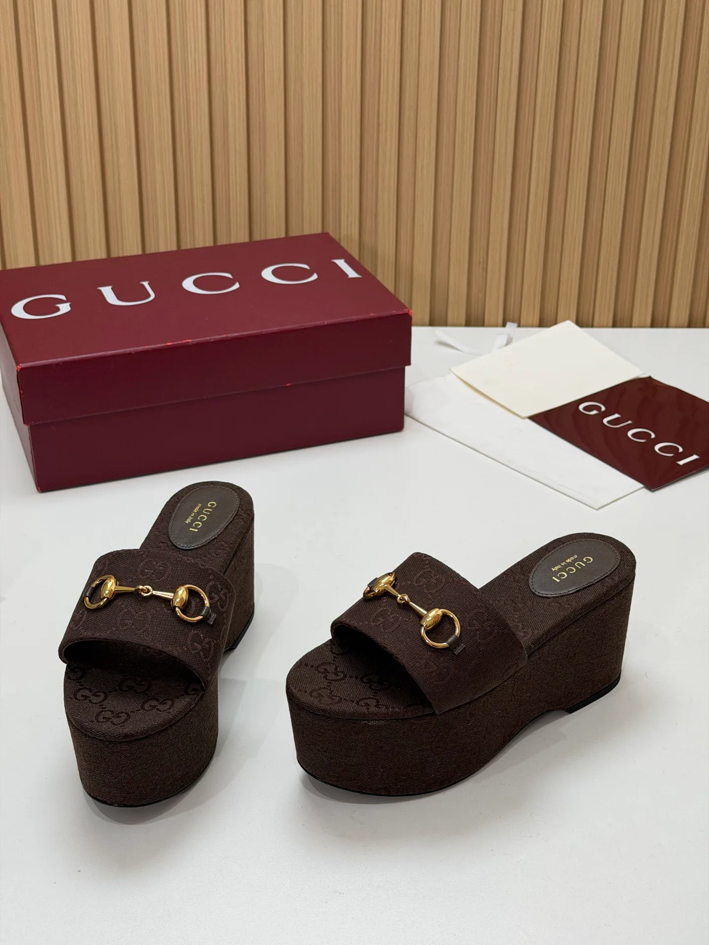 Босоножки Женские Gucci 17631674