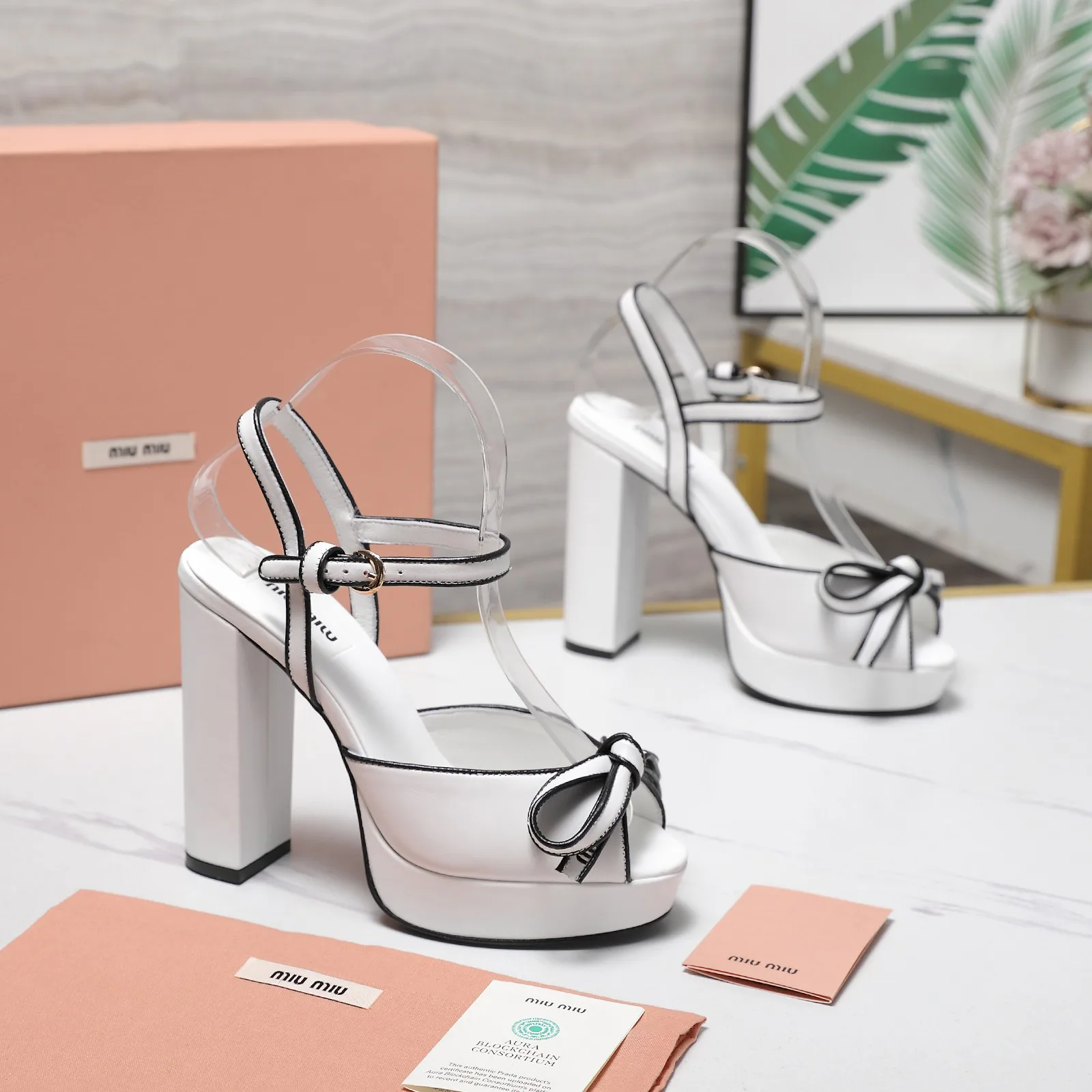 Босоножки Женские Miu Miu 11416339