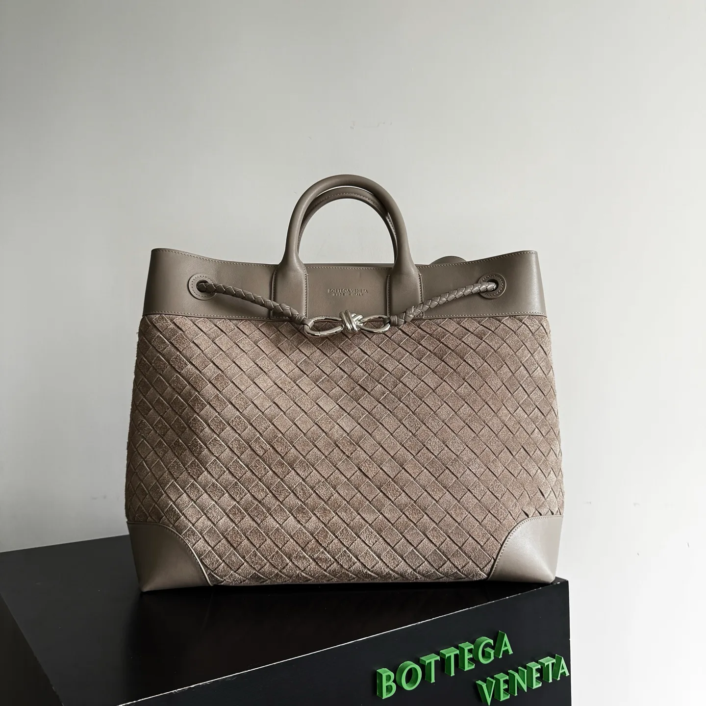 Классические Сумки Женские Bottega Veneta 11386894