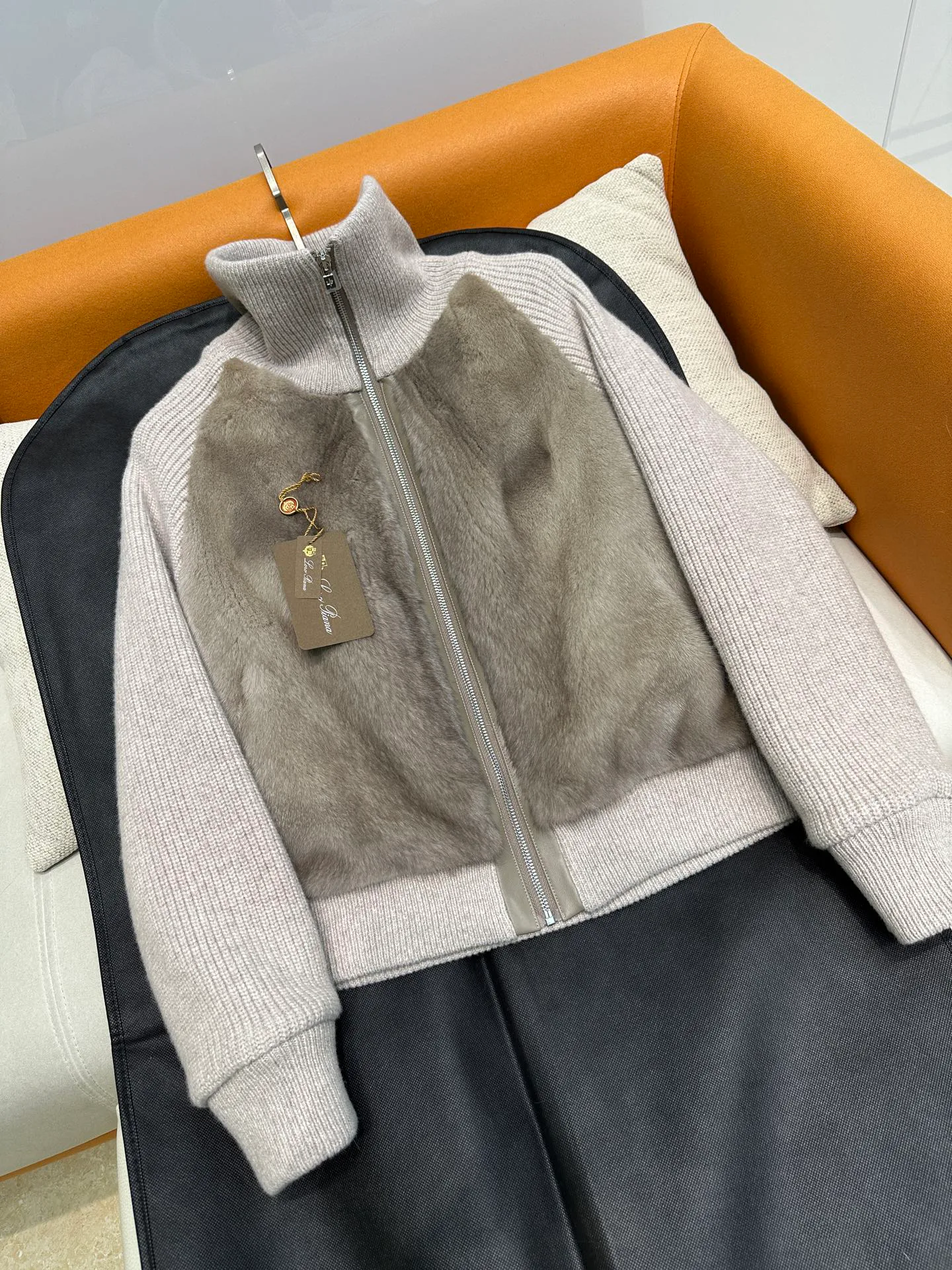 Куртки И Пуховики Женские Loro Piana 182270