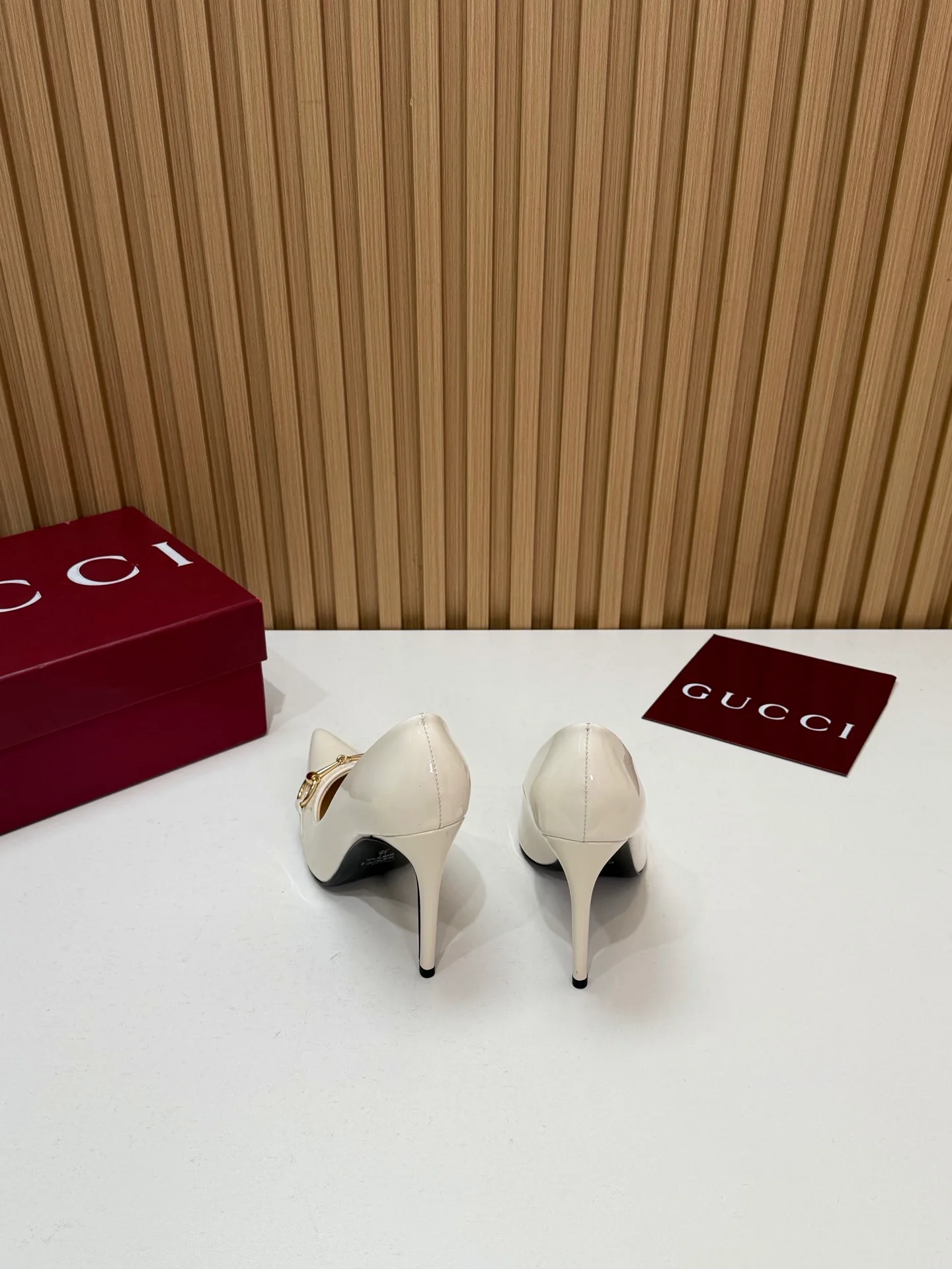 Туфли Женские Gucci 18245473