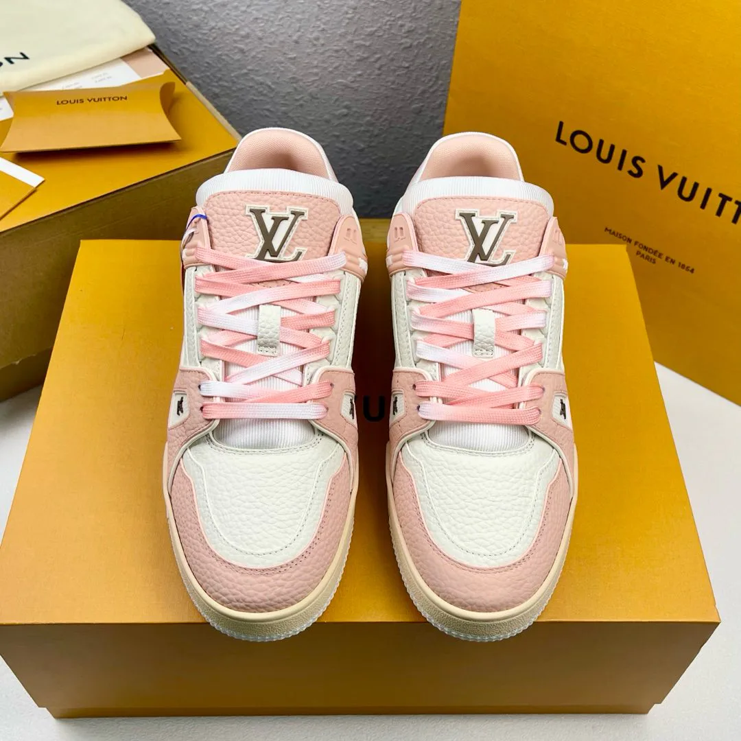 Кроссовки Женские Louis Vuitton 2679333