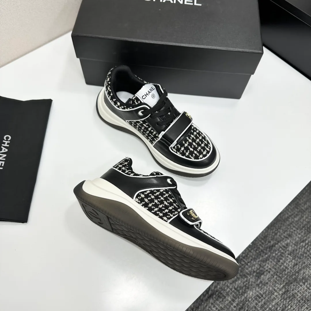 Кроссовки Женские Chanel 11463030