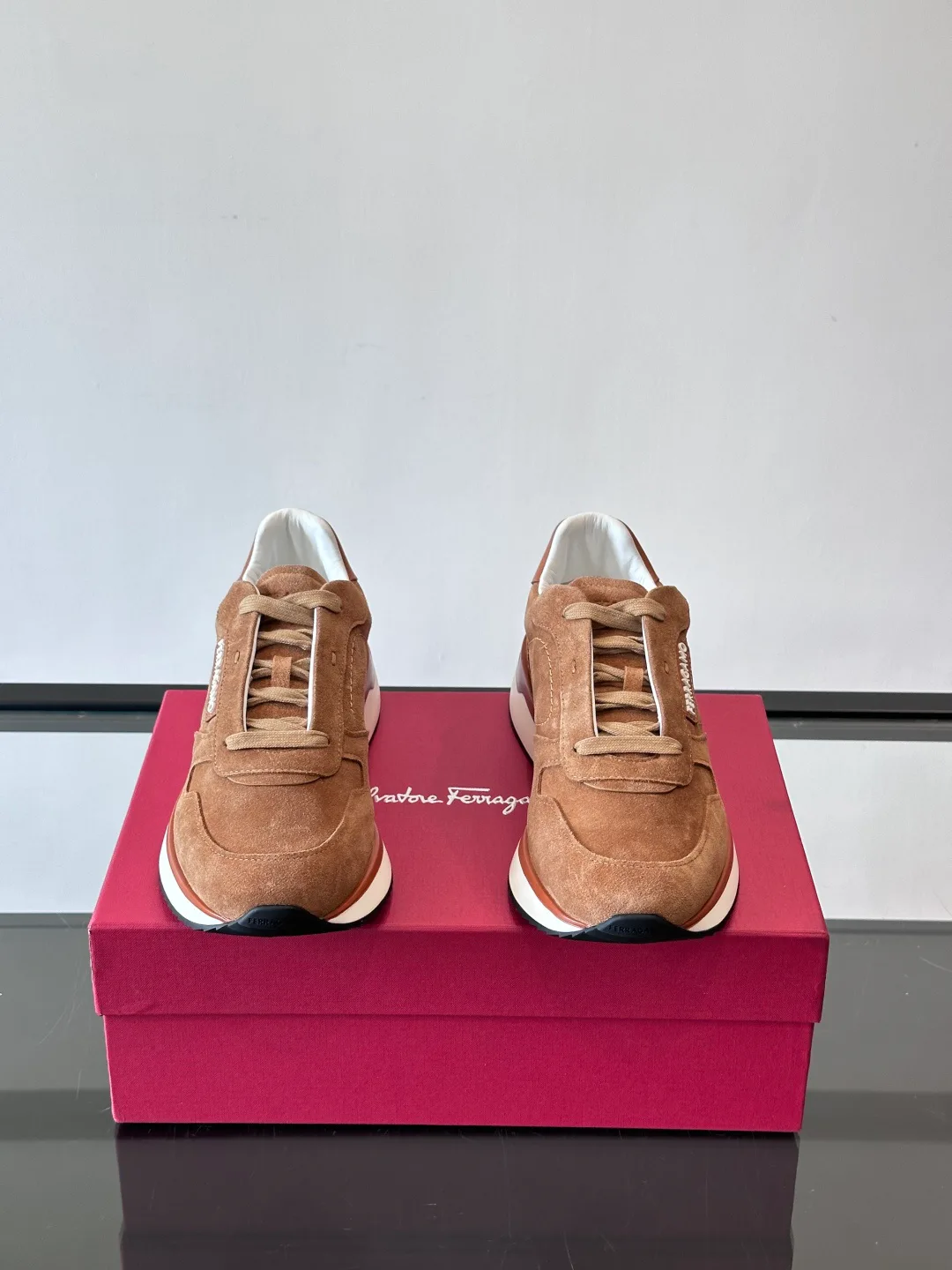 Кроссовки Мужские Salvatore Ferragamo 367242