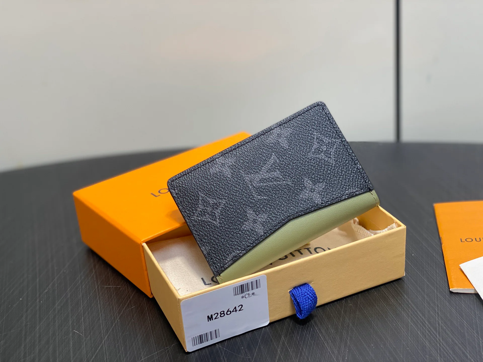 Клатчи Женские Louis Vuitton 17499406