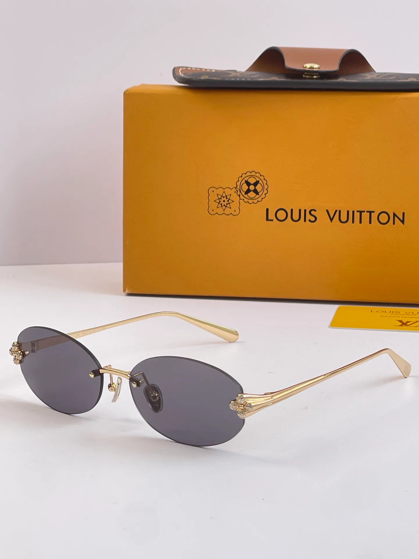 Очки Louis Vuitton 18226193