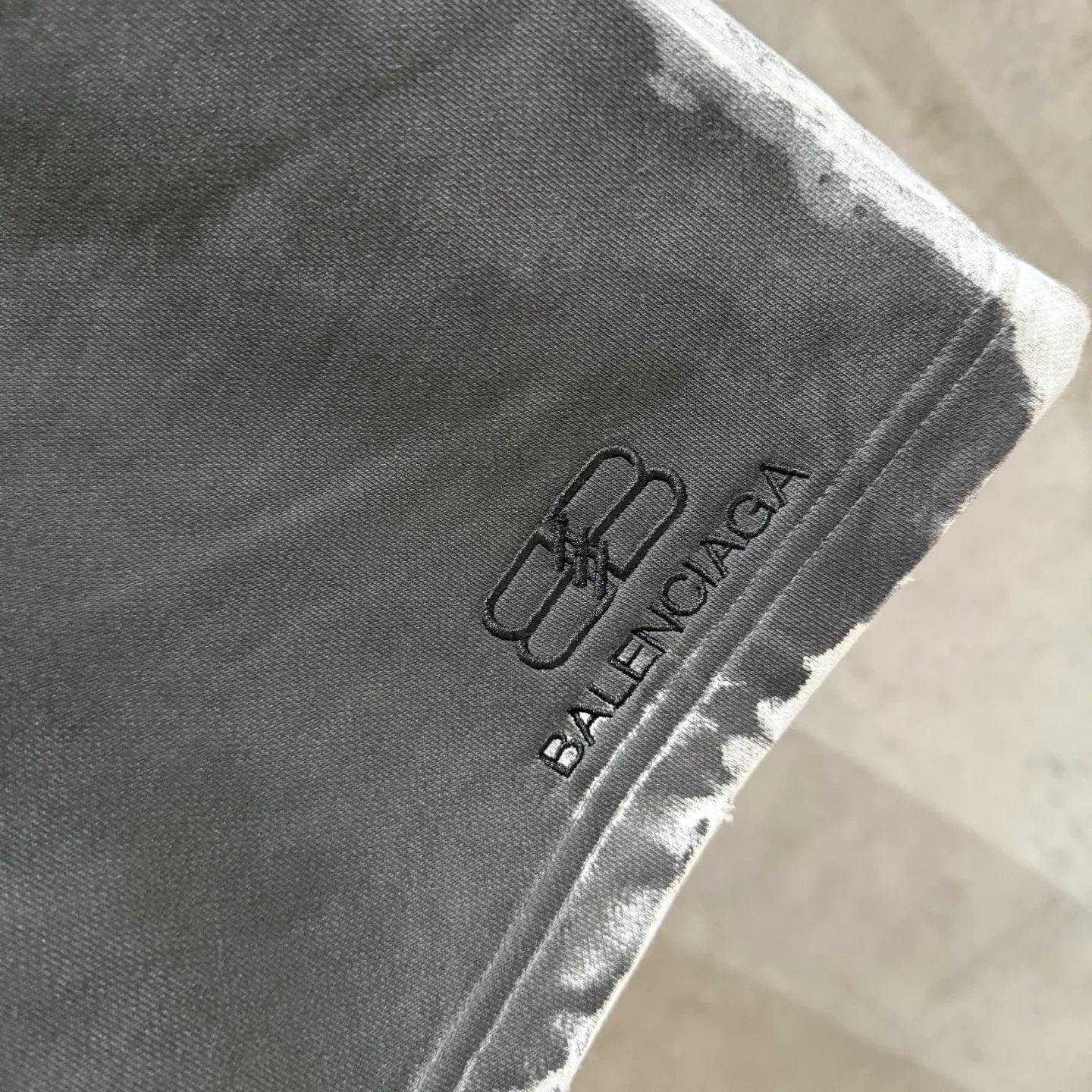 Шорты Мужские Balenciaga 17436300