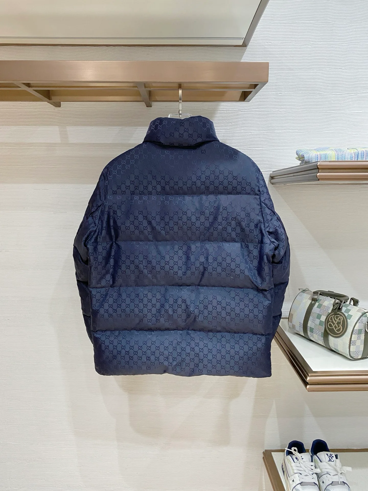 Куртки И Пуховики Мужские Gucci 1825971